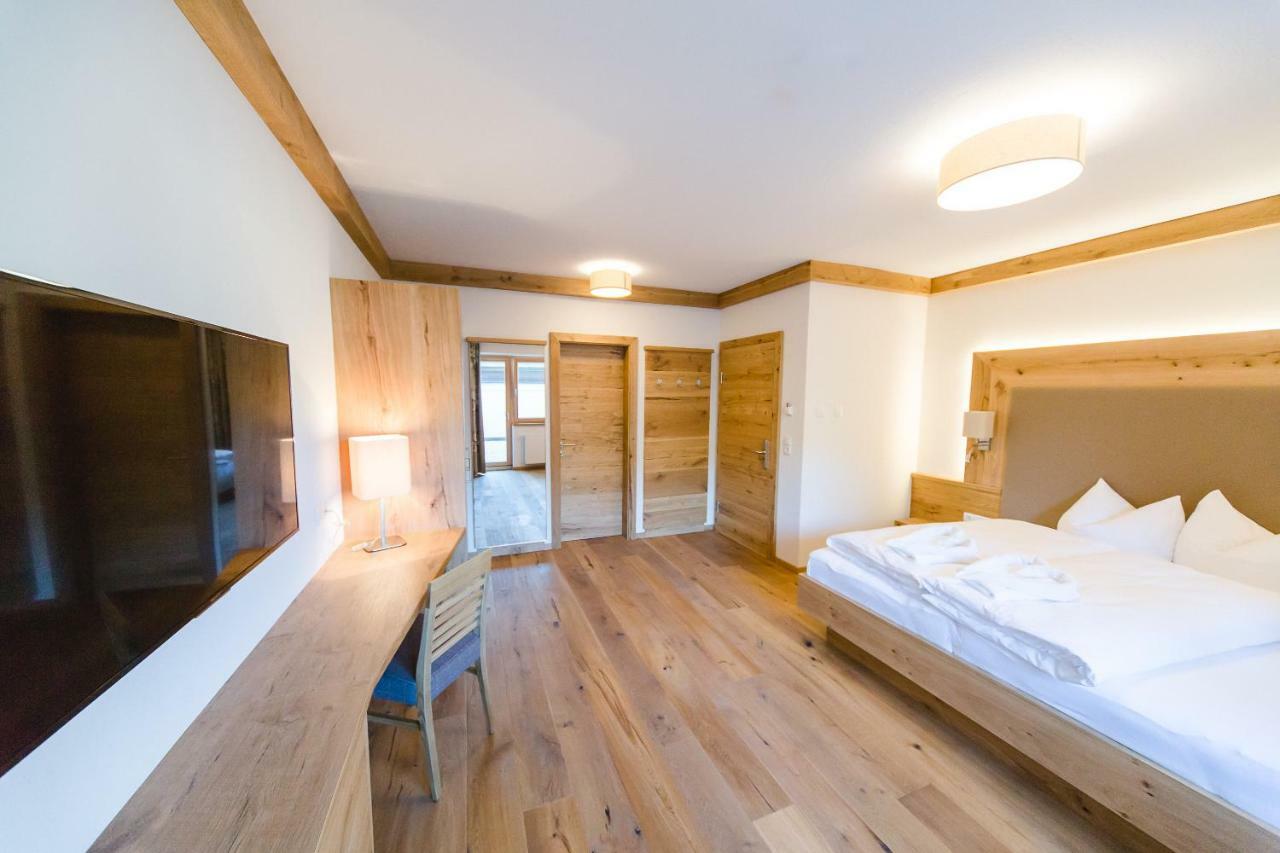 Hotel Giessenbach Fügen Extérieur photo